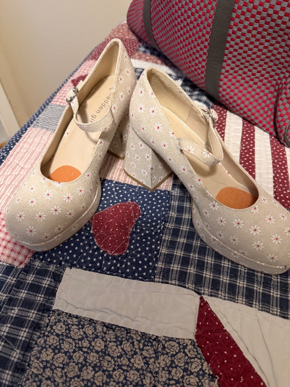 Madden Girl MANTEL Cream Floral Mary Jane Platform Chunky Heel size 7.5